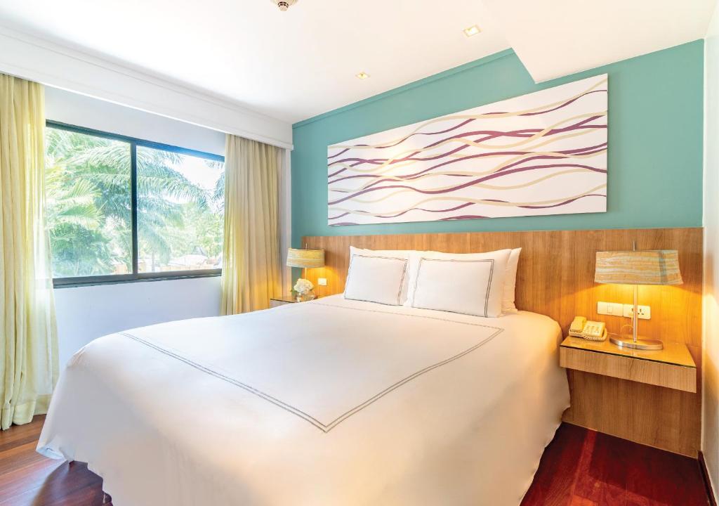 Radisson Resort & Suites Phuket (ex Swissotel Suites Kamala), Пляж Камала цены