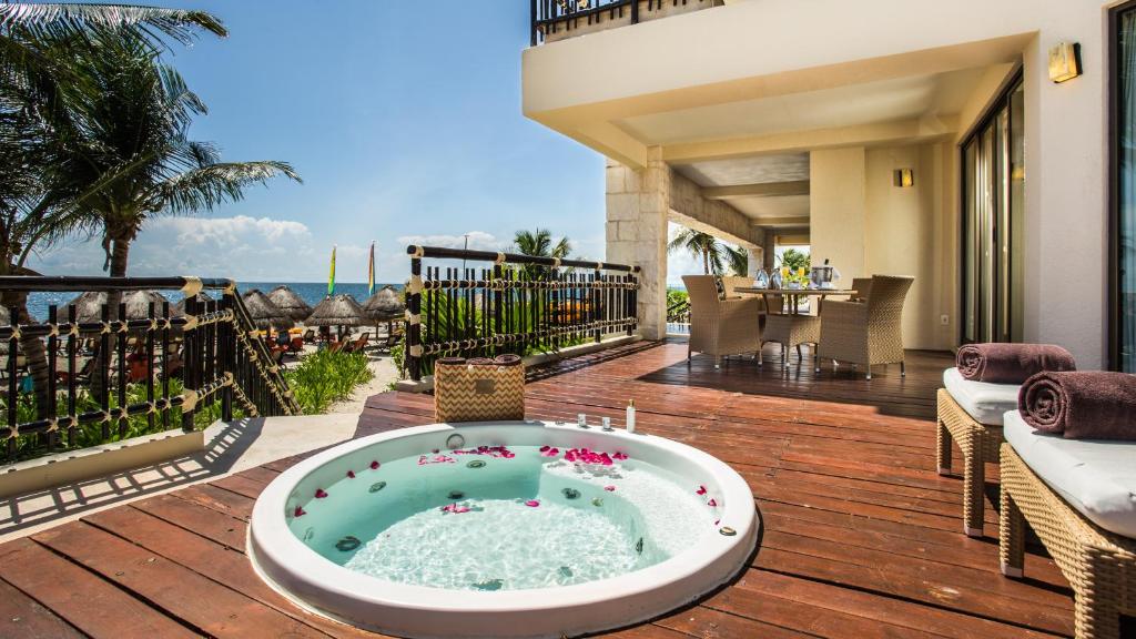 Гарячі тури в готель Dreams Riviera Cancun Resort & Spa - All Inclusive Рів'єра-Майя Мексика