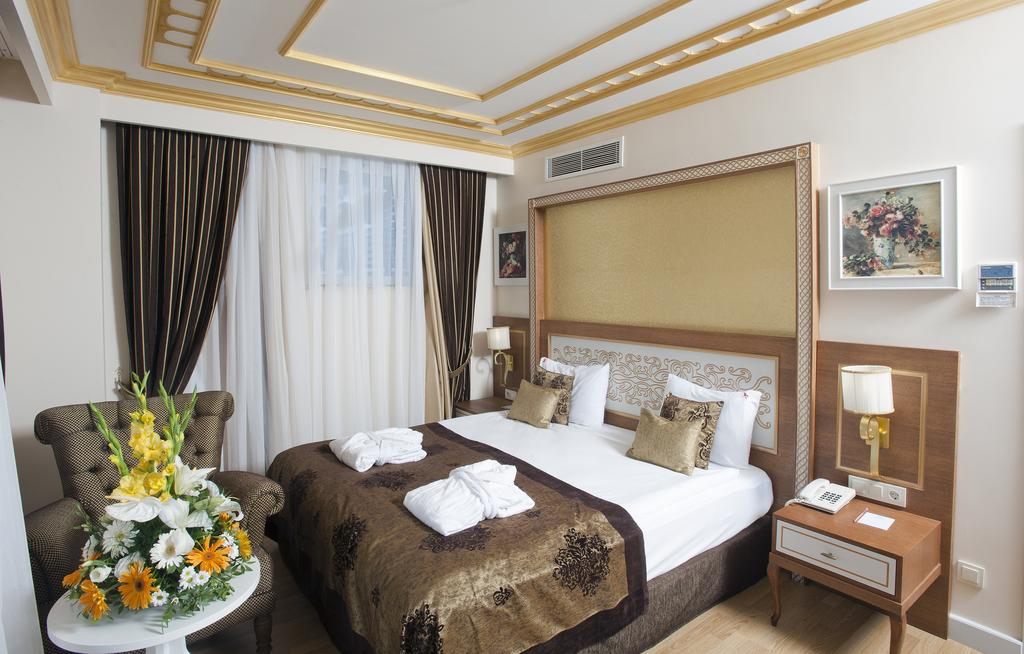 Отзывы об отеле Crystal Palace Luxury Resort & Spa
