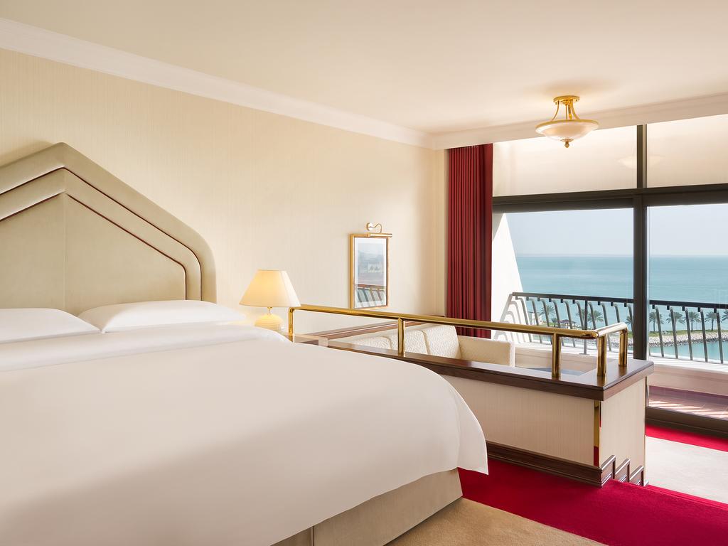 Туры в отель Sheraton Grand Doha Resort & Convention Hotel Доха (пляж) Катар