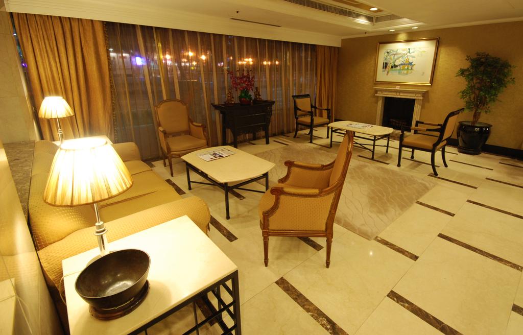 Горящие туры в отель Ramada Hotel Kowloon