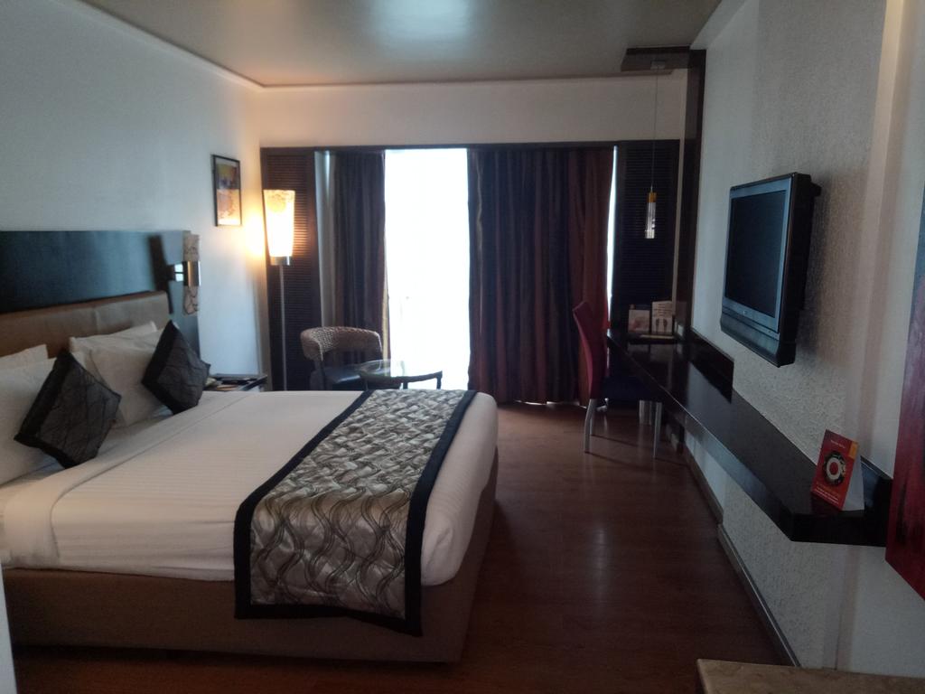 Iris Hotel Bangalroe Індія ціни