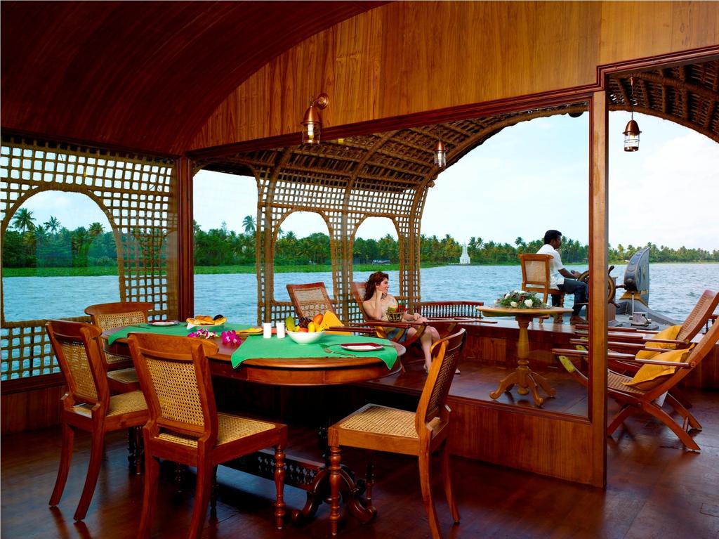 Фото готелю Kumarakom Lake Resort