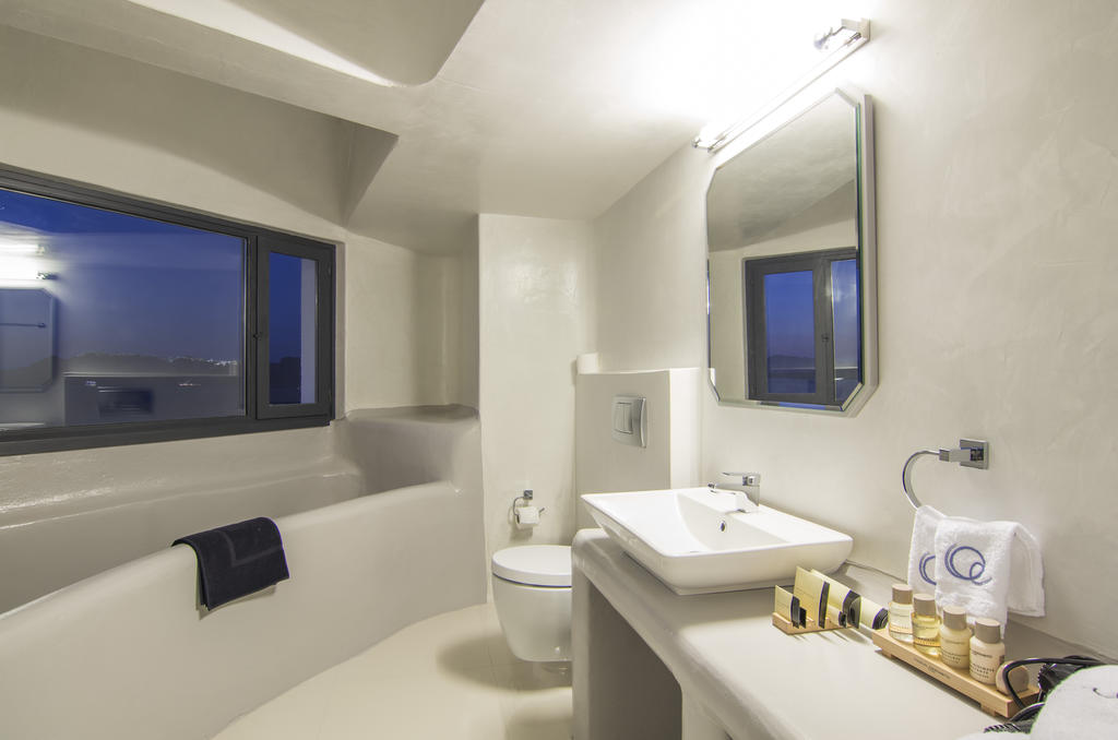 Відгуки туристів Ambassador Santorini Luxury Villas & Suites