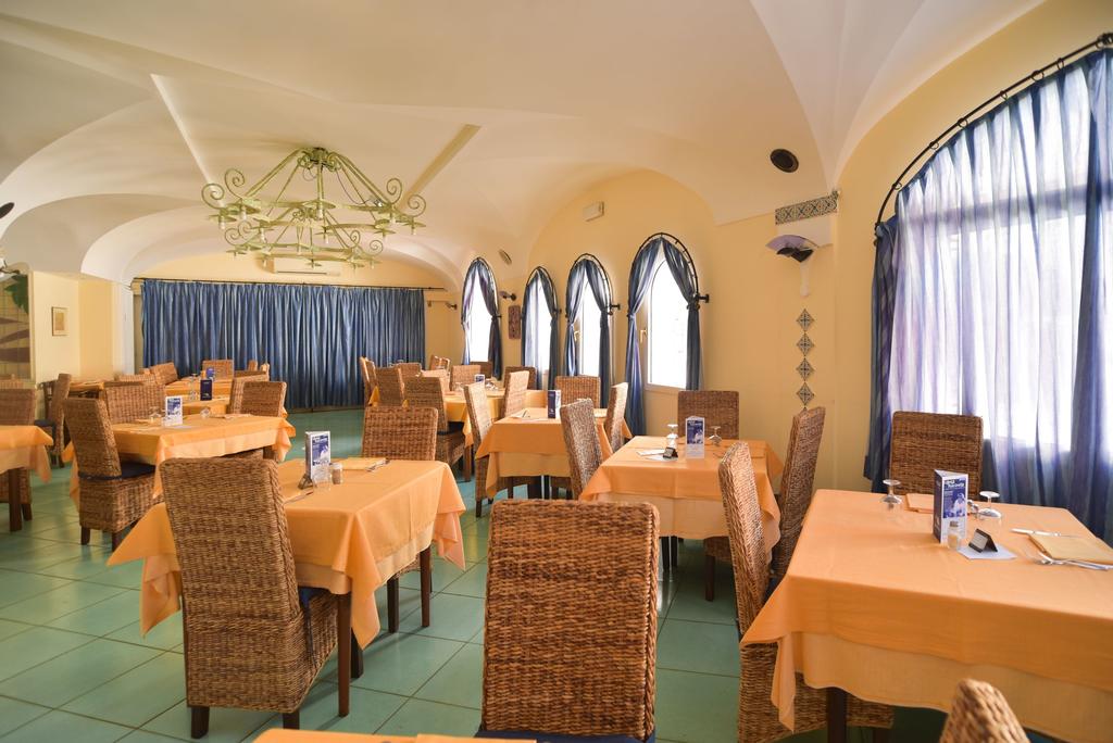 Горящие туры в отель Terme Zi Carmela Искья (остров)