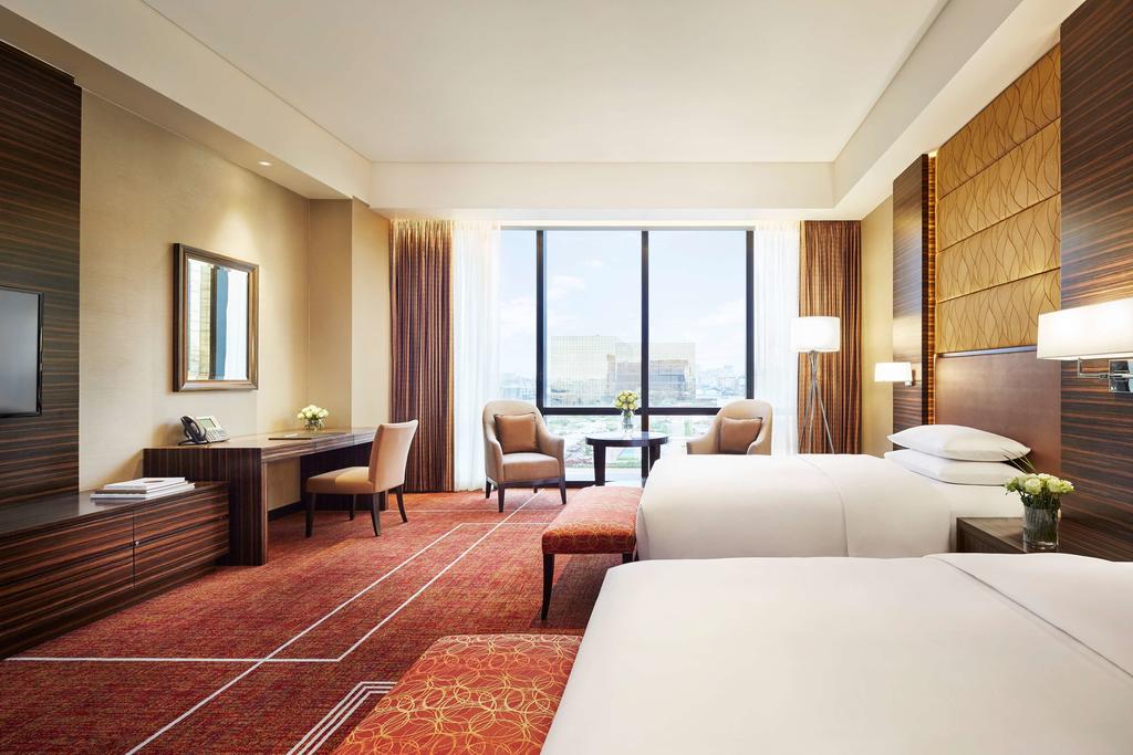 Tours to the hotel Hyatt City Of Dreams Manila Philippines