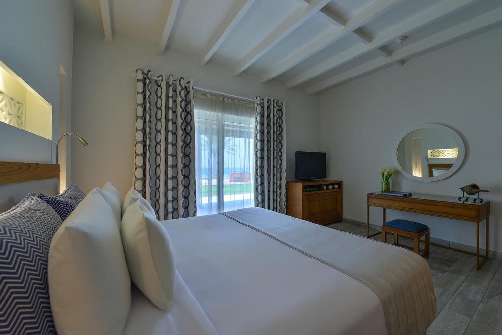 Туры в отель Sealine Beach Resort Доха (пляж)