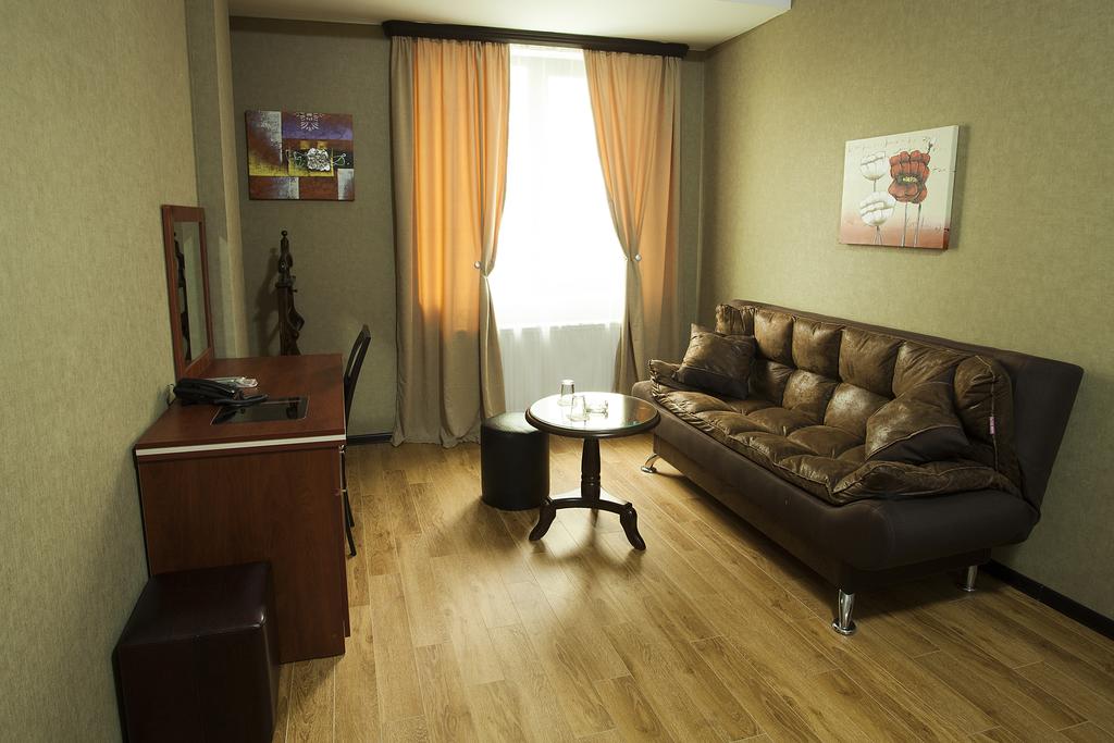 Lords Hotel, Тбилиси цены