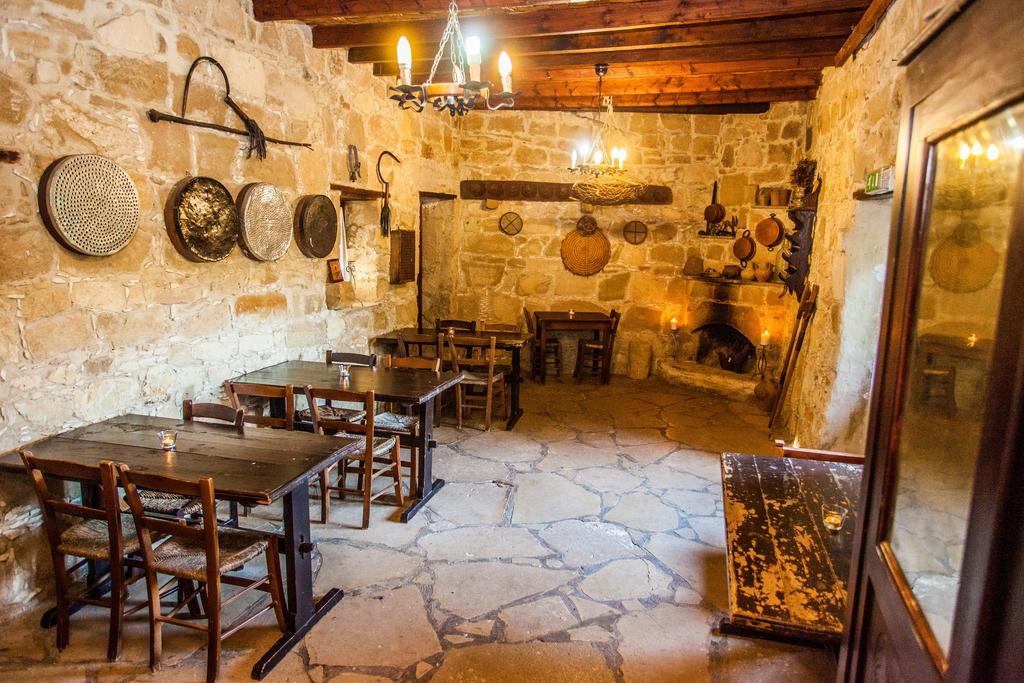 Відпочинок в готелі Vasilias Nikoklis Inn Agrotourism Пафос