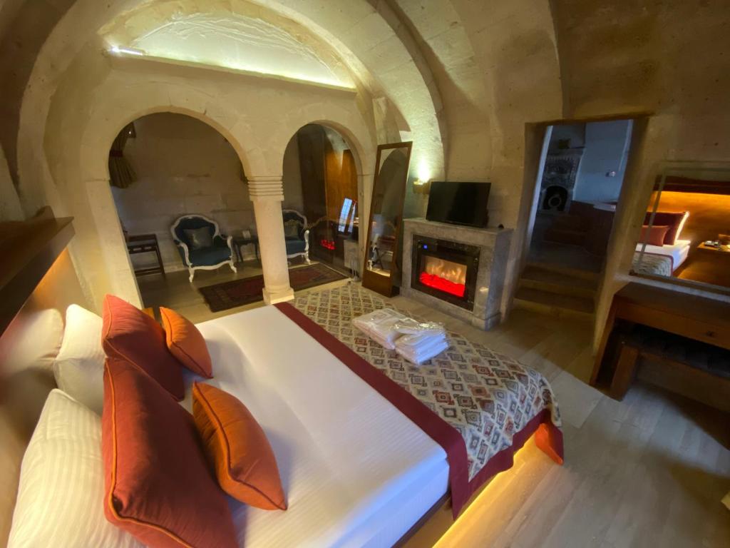 Mimi Cappadocia Hotel, Учісар ціни