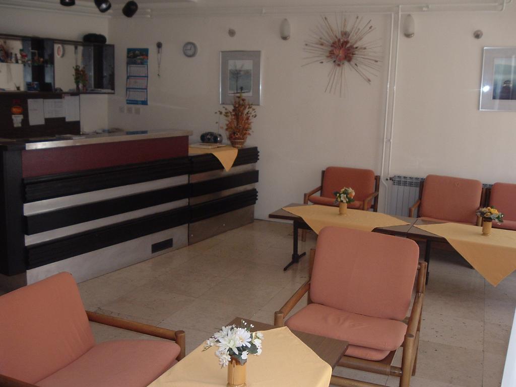 Горящие туры в отель Adriatic Omisalj
