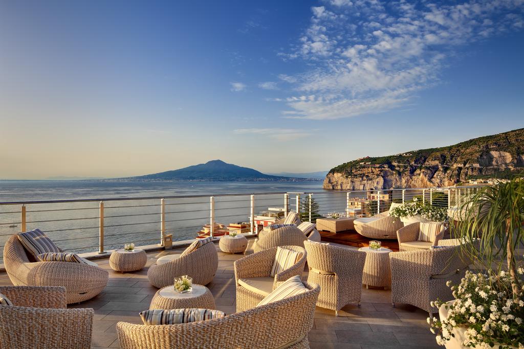 Горящие туры в отель Mediterraneo