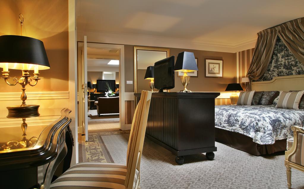 Odpoczynek w hotelu Tira Chateau Hotel Mon Royal Chantilly Chantilly