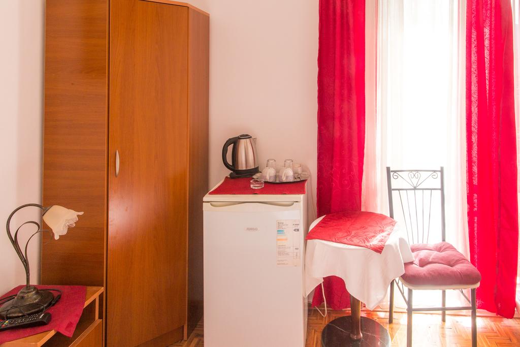 Guesthouse Vucicevic, Budva, photos of rooms