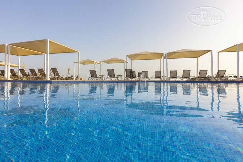 Millennium Resort Mussanah, Оман