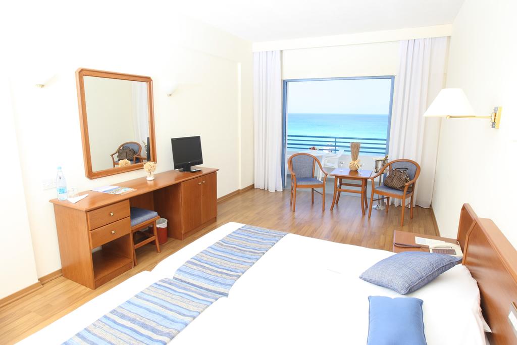 Кипр Iliada Beach Hotel