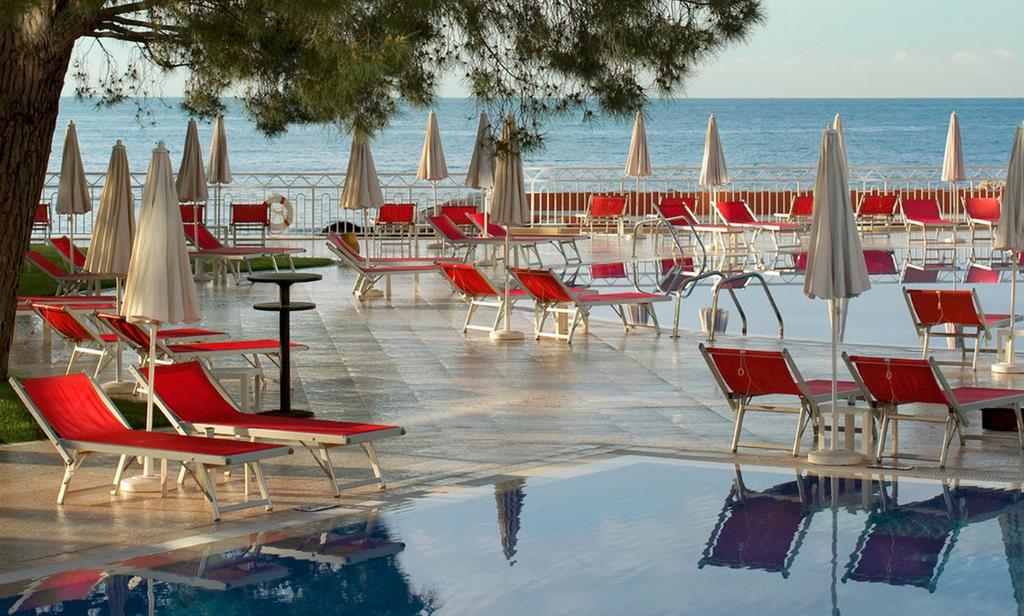 Hotel Meridien Beach Plaza Luxe, Франция