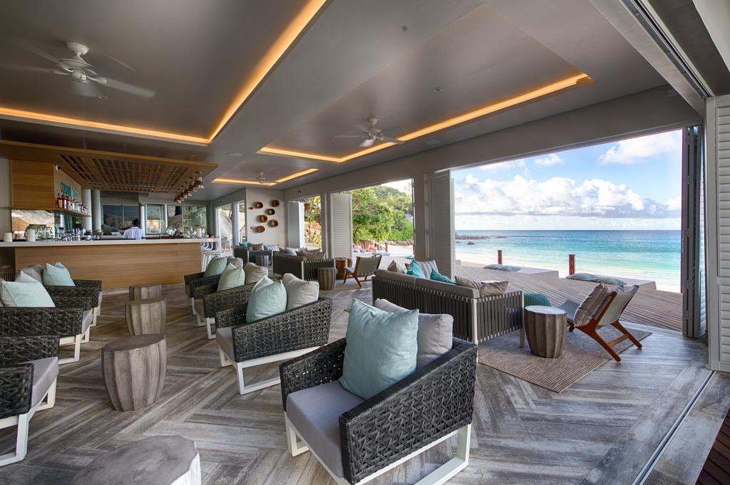 Горящие туры в отель Carana Beach Маэ (остров)