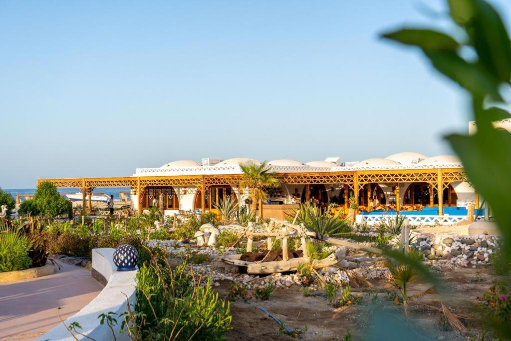 Тури в готель Beach Safari Nubian Resort Марса Алам