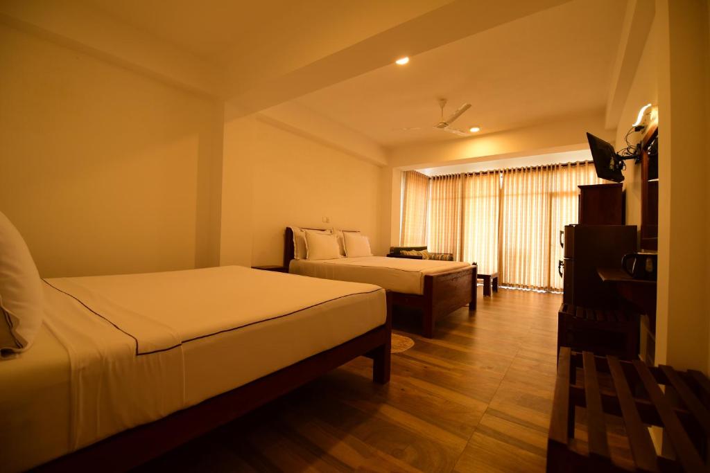 Отель, Хиккадува, Шри-Ланка, Chaaya Inn Hotel