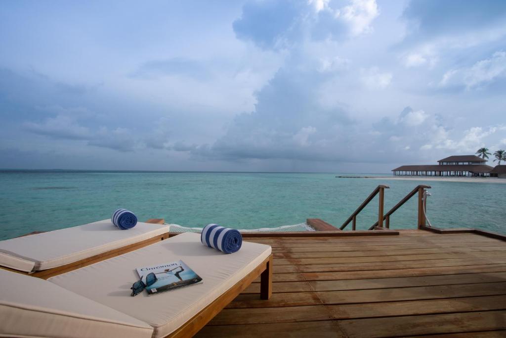 Горящие туры в отель Cinnamon Velifushi Maldives Вааву Атолл Мальдивы