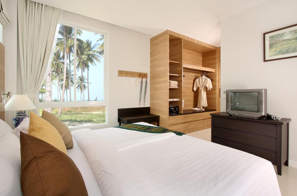 Kantary Beach Hotel Villas & Suites, Таиланд