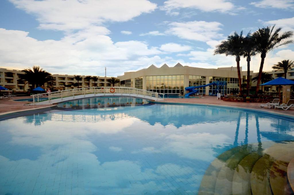 Горящие туры в отель Aurora Oriental Resort Шарм-эль-Шейх
