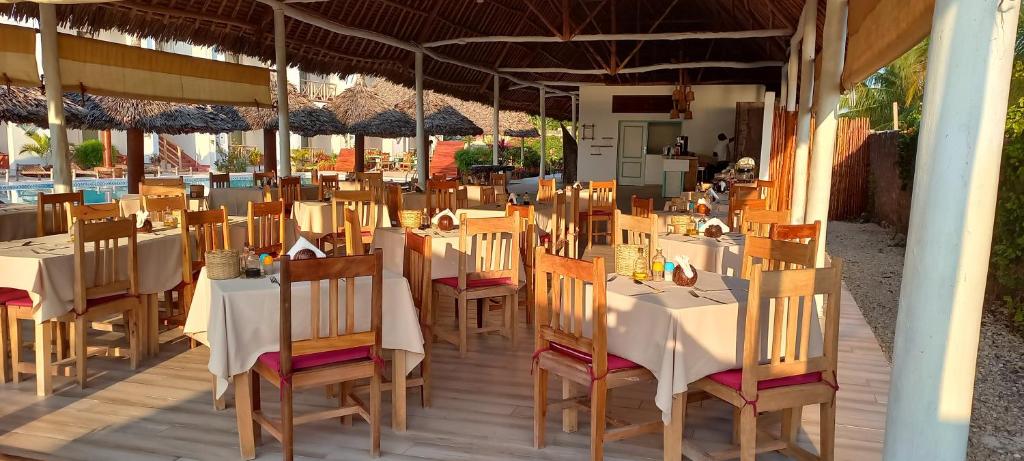 Ahg Sun Bay Mlilile Beach Hotel, Танзания, Матемве, туры, фото и отзывы