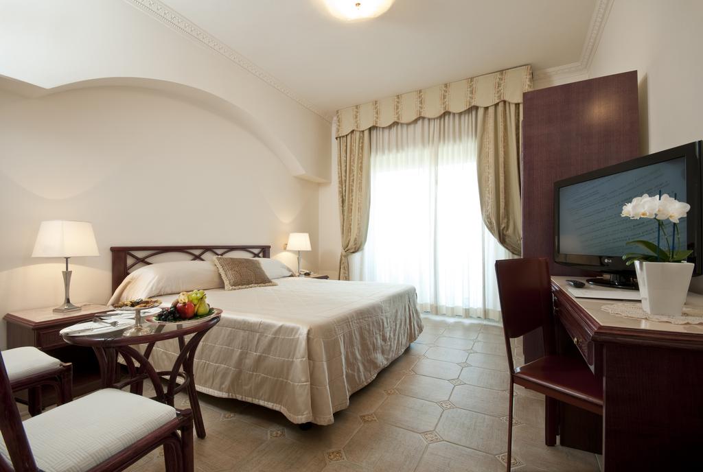 Отдых в отеле Gallia Grand Hotel Милано-Мариттима