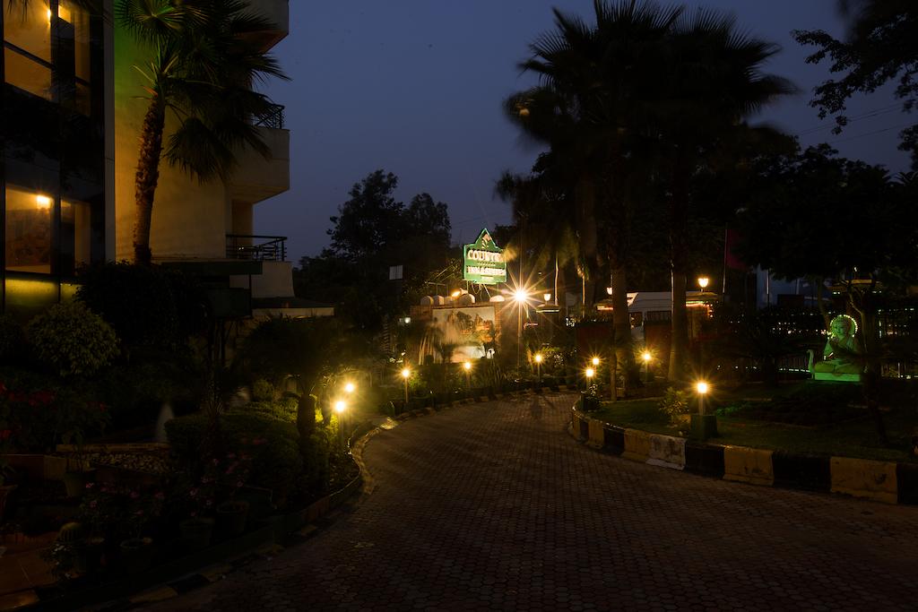 Regenta Orko's Haridwar (ex. Country Inn & Suites Haridwar), фото