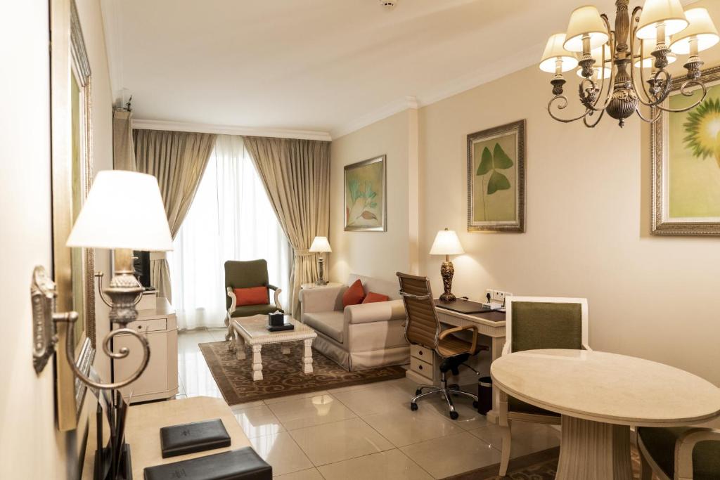 Горящие туры в отель Mercure Hotel Apartments Dubai Barsha Heights Дубай (город) ОАЭ