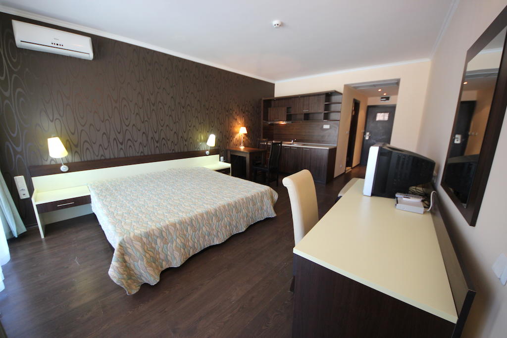 Отзывы туристов Grand Hotel Sveti Vlas * Menada Apartments