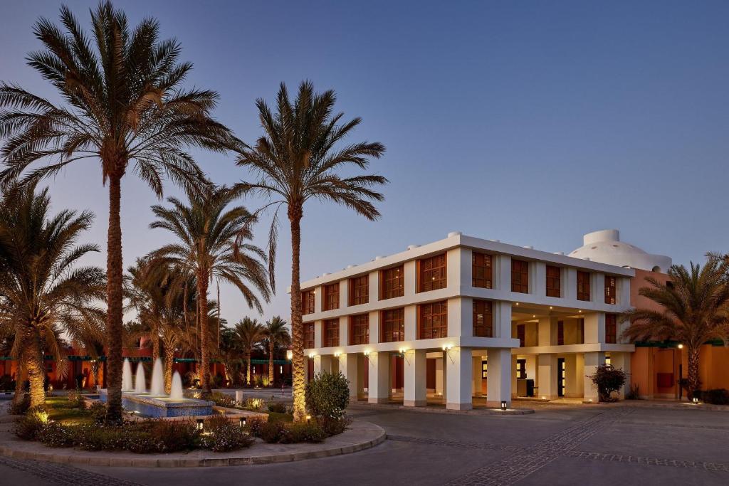 Горящие туры в отель Sheraton Miramar El Gouna Эль-Гуна