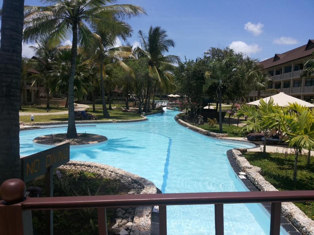 Горящие туры в отель Amani Tiwi Beach Resort Момбаса