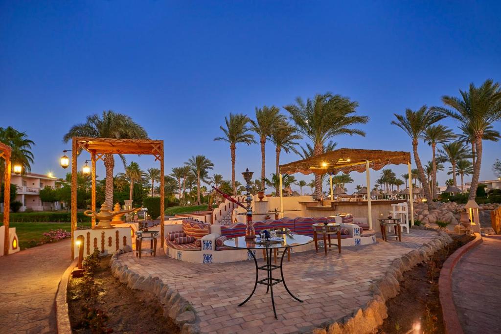 Відпочинок в готелі Parrotel Beach resort (ex. Radisson Blu) Шарм-ель-Шейх Єгипет