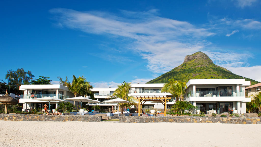 Туры в отель Leora Beachfront Apartments Маврикий