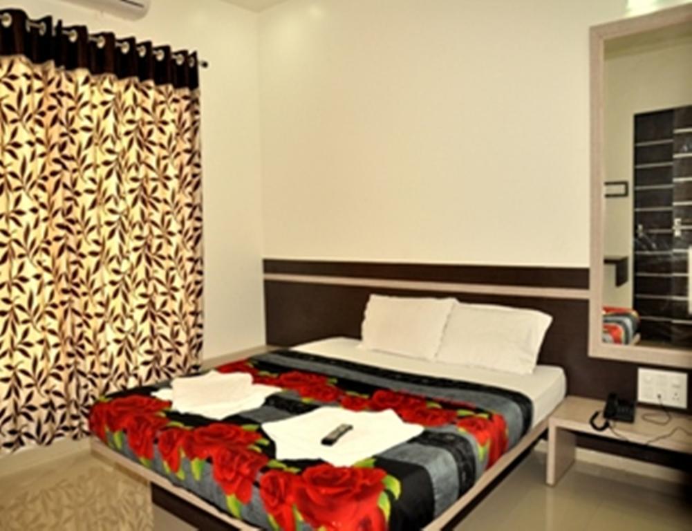 Відгуки туристів Airport Hotel Mayank Residency