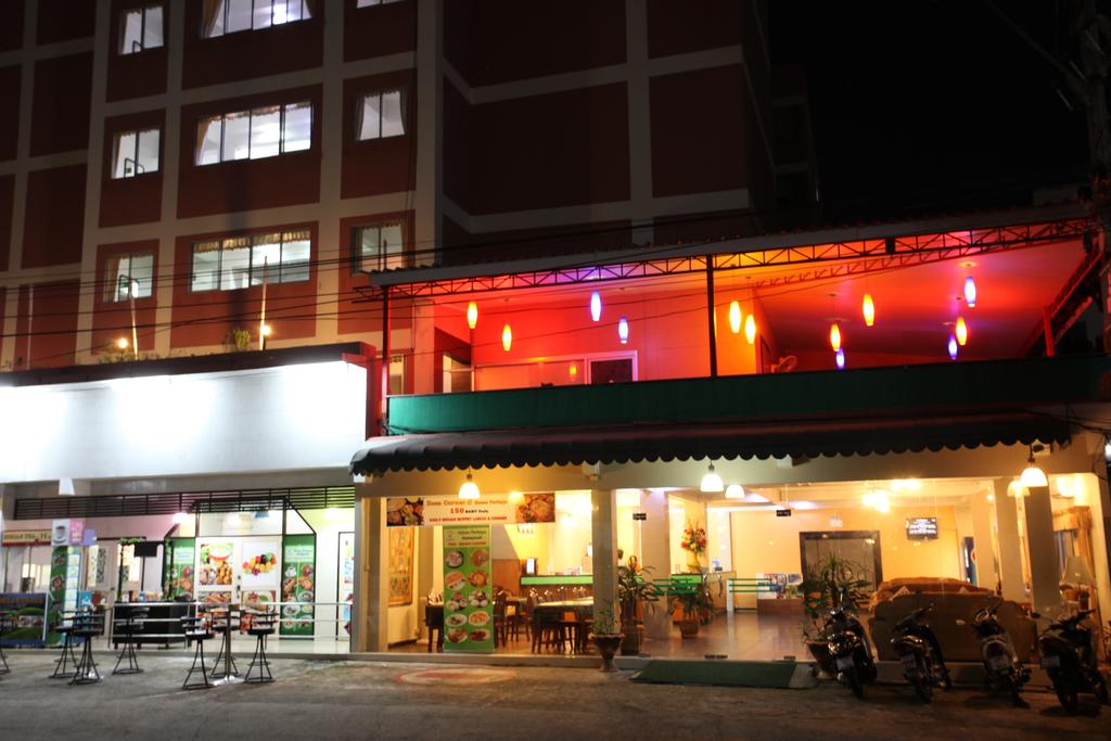Wakacje hotelowe Home Pattaya (ex. Monaa's Place)