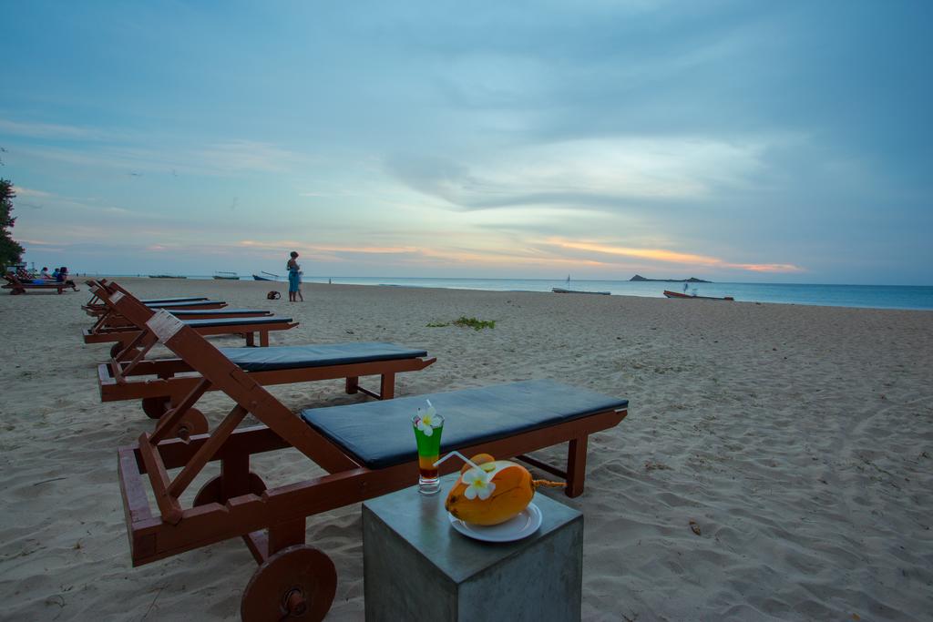 Nilaveli Beach Hotel, Шри-Ланка, Нилавели, туры, фото и отзывы