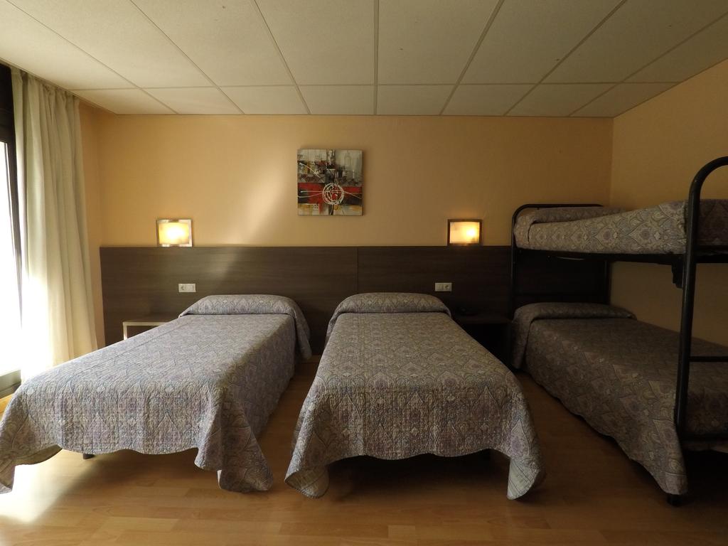 Somriu Hotel City M28 (ex. Cassany), Андорра-ла-Велья