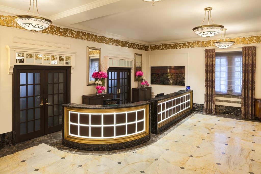 The Ritz-Carlton Montreal цена