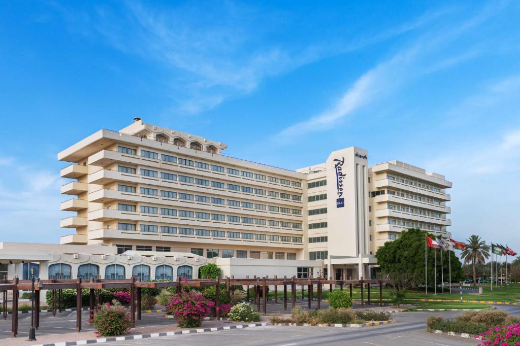Radisson Blu Hotel & Resort, Al Ain, 4, фотографии