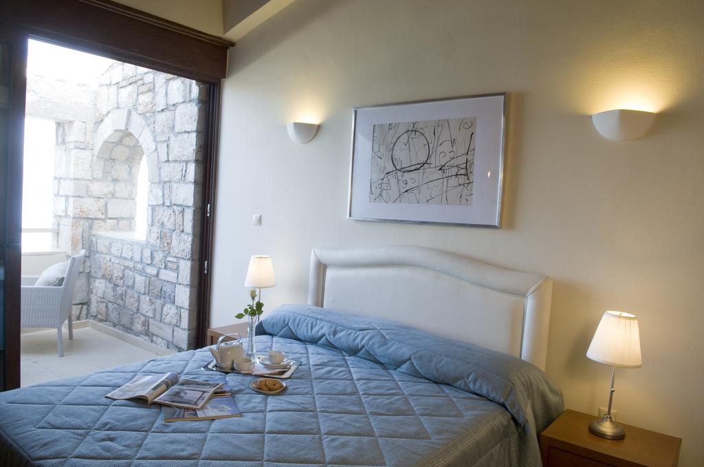 Відпочинок в готелі Enalio Suites Корінфія Греція