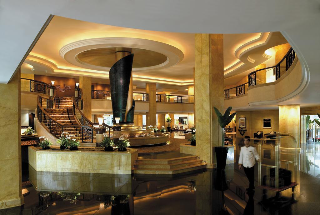 Відпочинок в готелі Shangri-La Hotel Kuala Lumpur Куала Лумпур