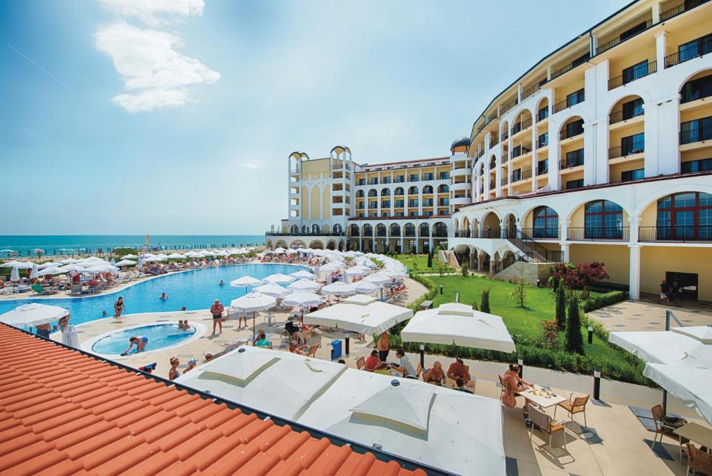 Горящие туры в отель Riu Helios Bay - All Inclusive Варна