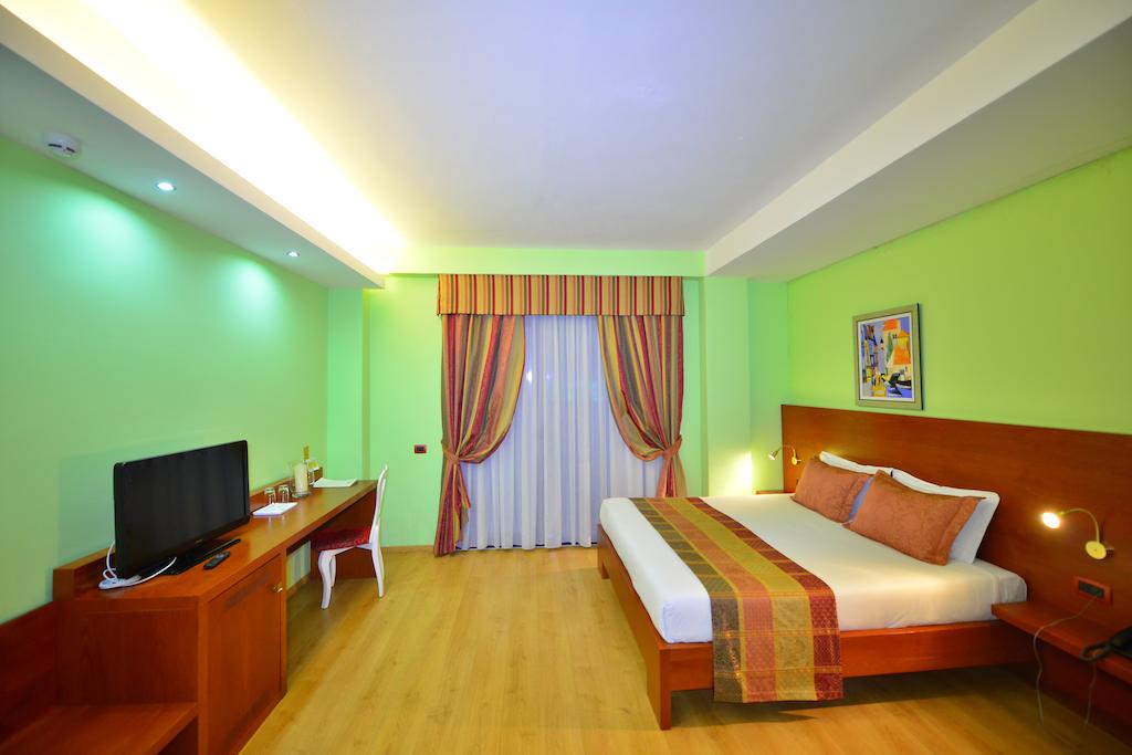 Hotel prices Te Stela Resort