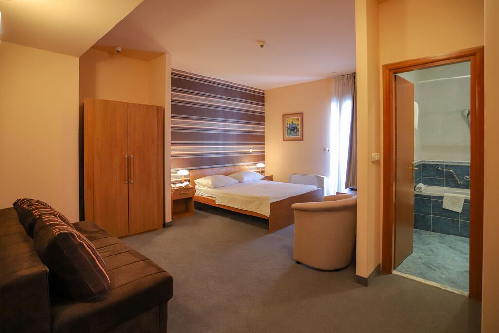 Hotel Neva 3*, Хорватия