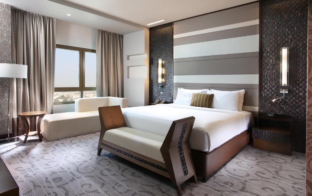 Metropolitan Hotel Dubai, Дубай (город) цены