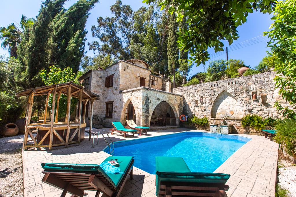Горящие туры в отель Villa Mylos Пафос