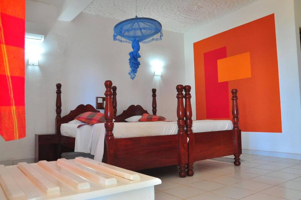 Ypsylon Tourist Resort, Берувела цены